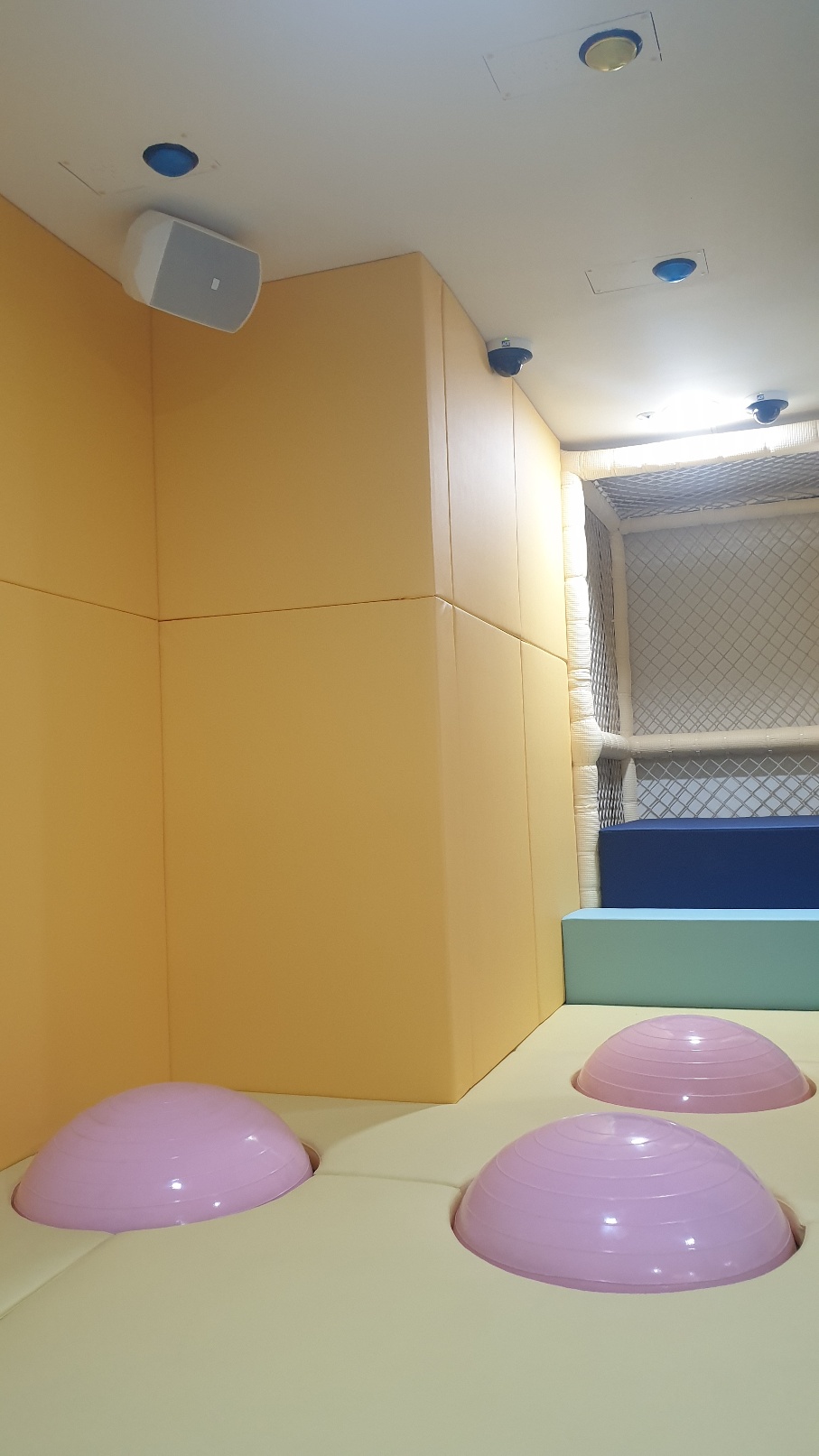 하이, 점핑 볼 썸네일
