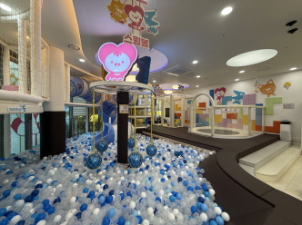 2번째 이미지:트램펄린2